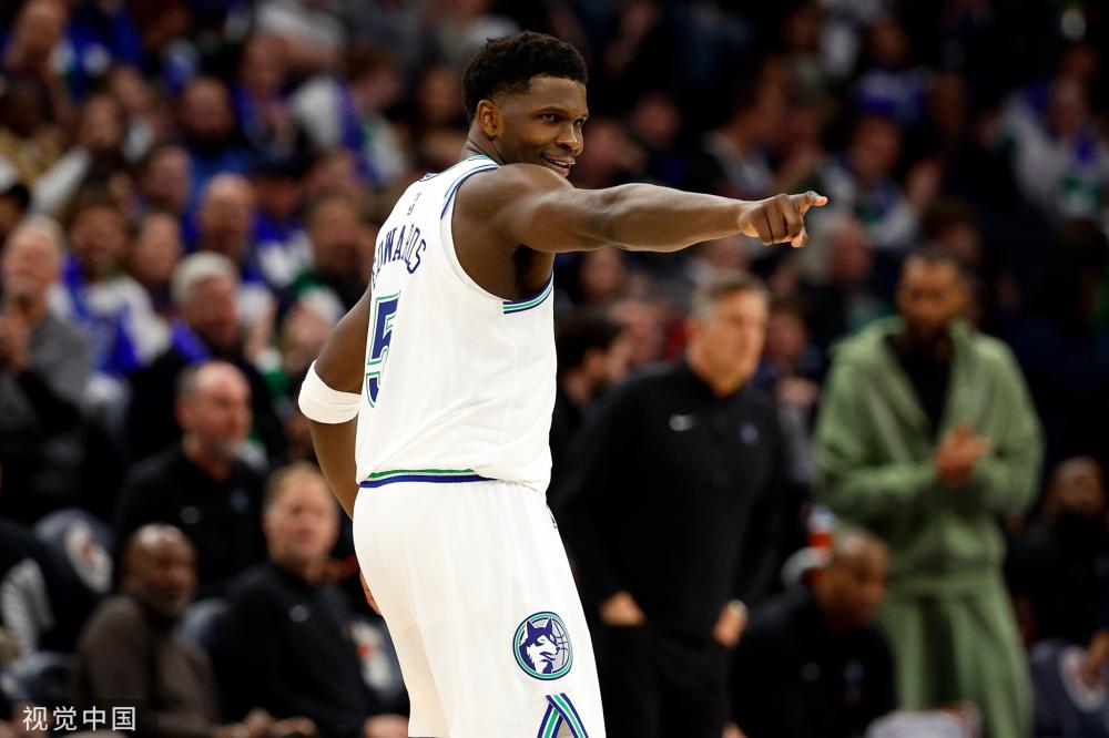 换轮换球员 换轮换球员