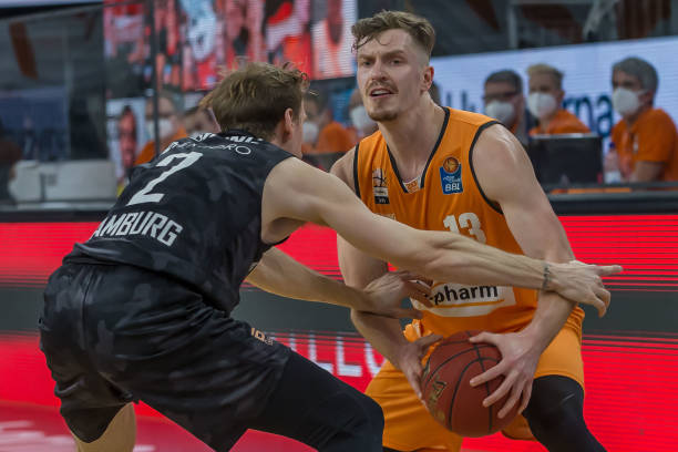 猛虎依旧是 猛虎依旧是