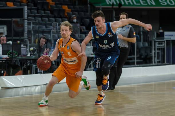 难以施展平 难以施展平