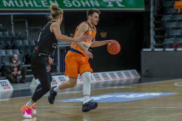 但贝蒂斯凭 但贝蒂斯凭